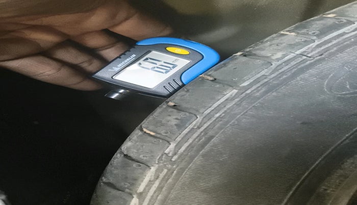 2019 Maruti Ciaz ALPHA  AT 1.5 SHVS PETROL, Petrol, Automatic, 71,397 km, tyre