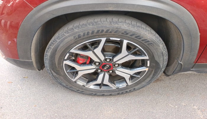 2019 KIA SELTOS GTX PLUS DCT 1.4 PETROL, Petrol, Automatic, 1,59,774 km, tyre