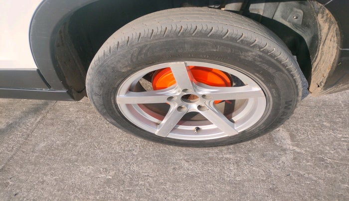 2020 Maruti Vitara Brezza VXI, Petrol, Manual, 63,851 km, tyre