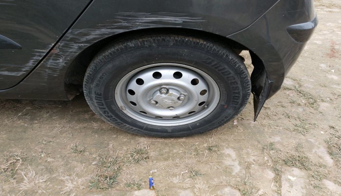 2011 Hyundai i10 ERA 1.1, Petrol, Manual, 36,872 km, tyre