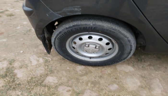 2011 Hyundai i10 ERA 1.1, Petrol, Manual, 36,872 km, tyre