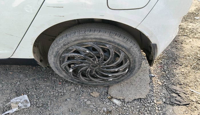 2021 Tata ALTROZ XM PLUS PETROL, Petrol, Manual, 26,473 km, tyre