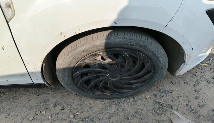 2021 Tata ALTROZ XM PLUS PETROL, Petrol, Manual, 26,473 km, tyre