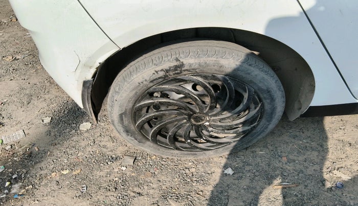 2021 Tata ALTROZ XM PLUS PETROL, Petrol, Manual, 26,473 km, tyre