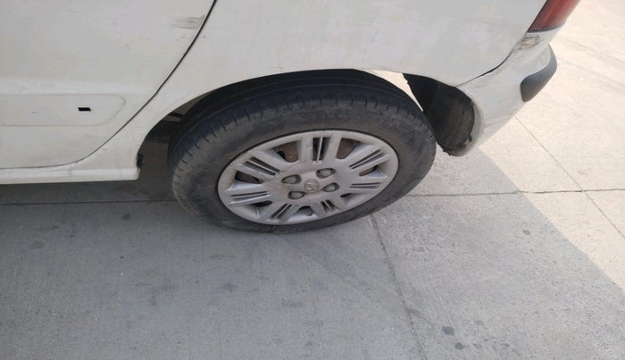 2012 Hyundai Santro Xing GLS, Petrol, Manual, 1,20,500 km, tyre