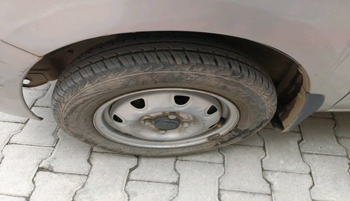 2010 Maruti Wagon R Duo DUO LXI LPG, Petrol, Manual, 94,669 km, tyre