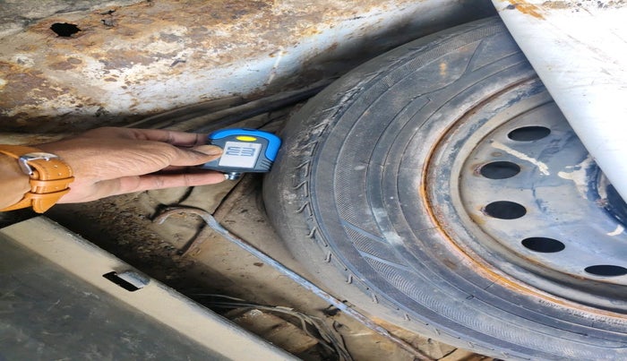 2011 Hyundai Verna FLUIDIC 1.6 CRDI, Diesel, Manual, 1,61,084 km, tyre