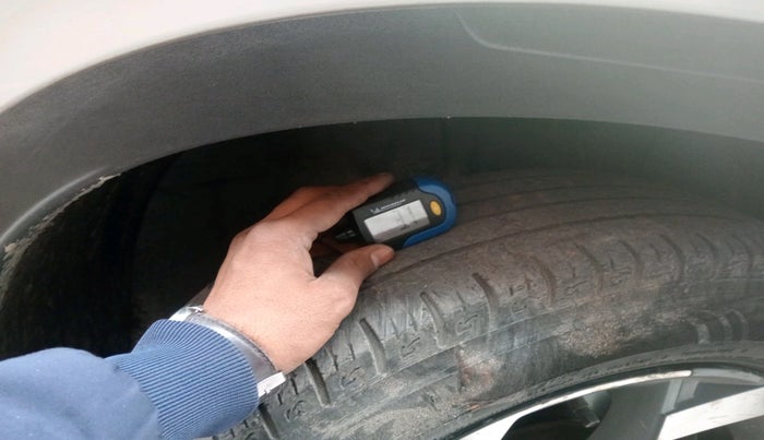 2019 Hyundai VENUE SX PLUS 1.0 TURBO DCT, Petrol, Automatic, 61,157 km, tyre