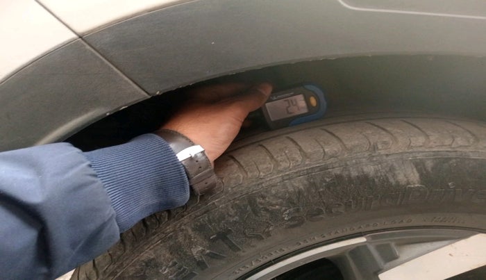 2019 Hyundai VENUE SX PLUS 1.0 TURBO DCT, Petrol, Automatic, 61,157 km, tyre