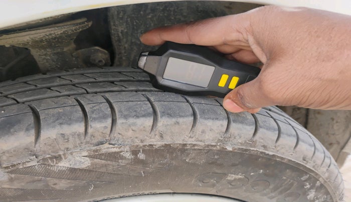 2019 Maruti New Wagon-R LXI CNG 1.0, Petrol, Manual, 48,102 km, tyre