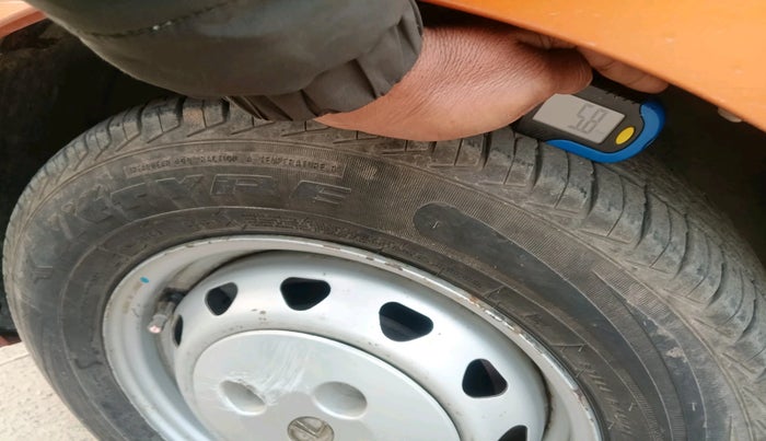 2017 Tata Tiago XM PETROL, Petrol, Manual, 68,637 km, tyre