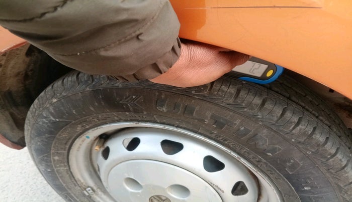 2017 Tata Tiago XM PETROL, Petrol, Manual, 68,637 km, tyre