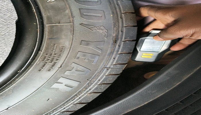 2019 Honda WR-V 1.2L I-VTEC VX MT, Petrol, Manual, 54,317 km, tyre