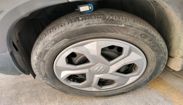 2023 Maruti BREZZA VXI S-CNG, Petrol, Manual, 37,999 km, tyre