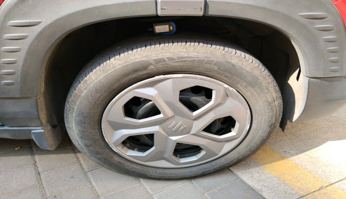 2023 Maruti BREZZA VXI S-CNG, Petrol, Manual, 37,999 km, tyre