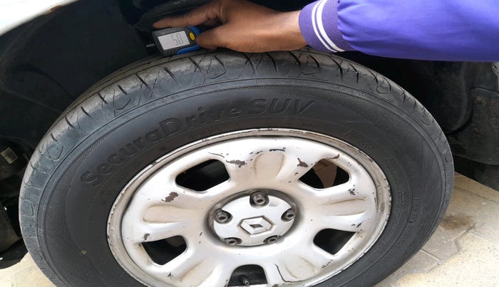 2014 Renault Duster 85 PS RXL DIESEL, Diesel, Manual, 1,01,033 km, tyre