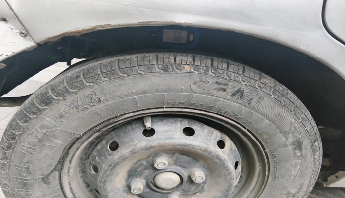 2013 Maruti Alto 800 LXI, Petrol, Manual, 1,10,512 km, tyre