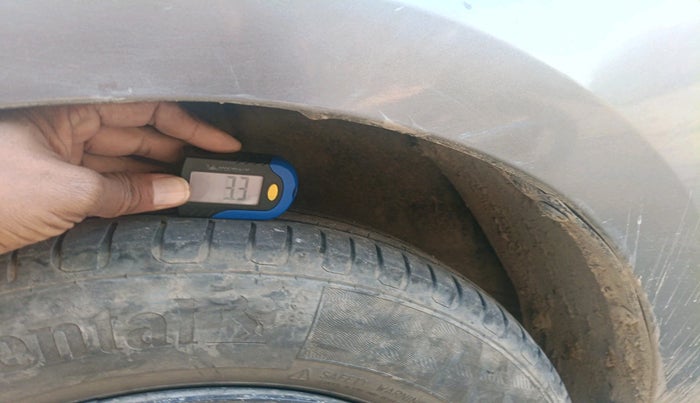 2019 Maruti Swift LXI, Petrol, Manual, 1,00,121 km, tyre