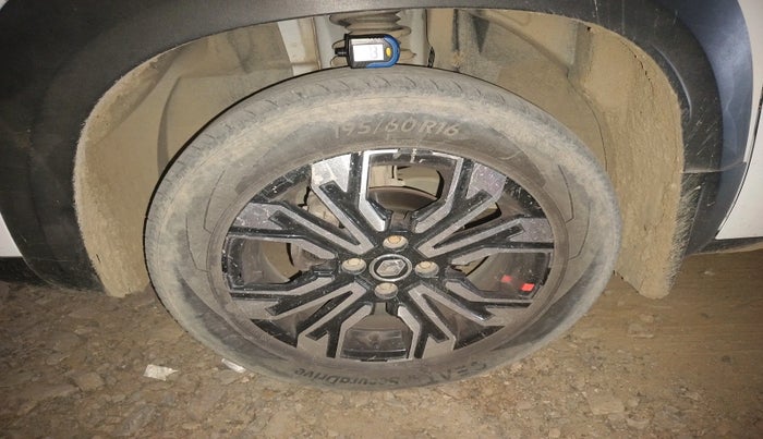 2022 Renault Kiger RXZ MT, Petrol, Manual, 29,378 km, tyre