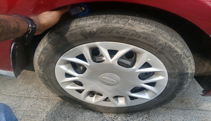 2017 Ford Figo Aspire Titanium 1.2 Ti-VCT Opt, Petrol, Manual, 70,145 km, tyre