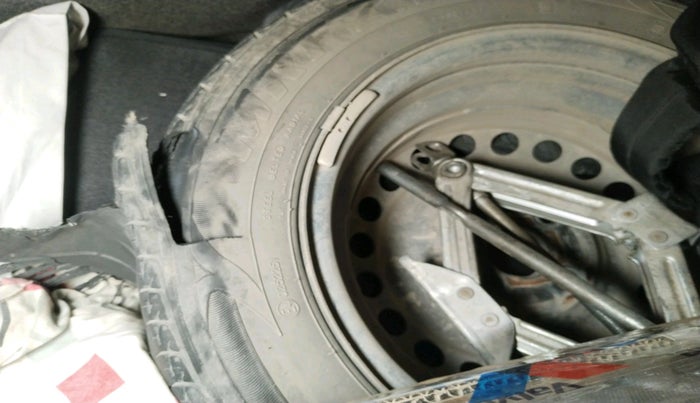 2016 Honda Amaze 1.2L I-VTEC S, Petrol, Manual, 60,934 km, tyre