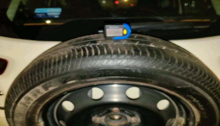 2020 Ford Ecosport TREND 1.5L DIESEL, Diesel, Manual, 1,16,264 km, tyre