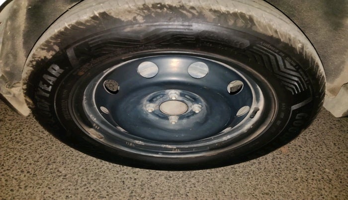 2020 Ford Ecosport TREND 1.5L DIESEL, Diesel, Manual, 1,16,264 km, tyre