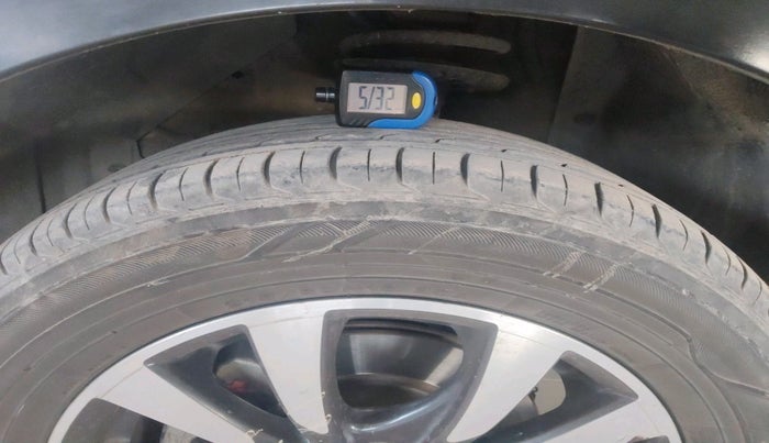 2019 Maruti S Cross DELTA 1.3, Diesel, Manual, 1,63,863 km, tyre