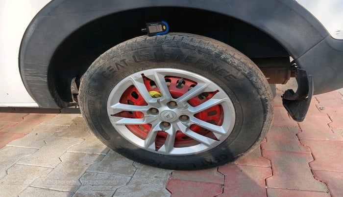 2021 Renault TRIBER RXL MT, Petrol, Manual, 54,108 km, tyre