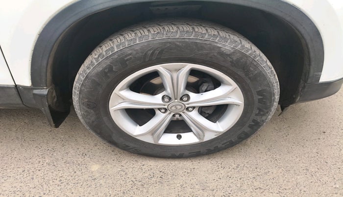 2019 Tata Harrier XZ 2.0L, Diesel, Manual, 1,15,624 km, tyre