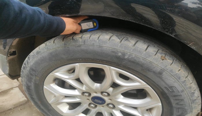 2017 Ford Ecosport TITANIUM 1.5L DIESEL, Diesel, Manual, 1,41,436 km, tyre