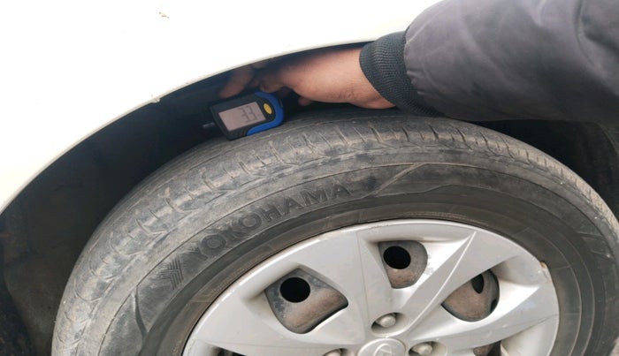 2016 Hyundai Elite i20 SPORTZ 1.4 CRDI, Diesel, Manual, 2,01,007 km, tyre