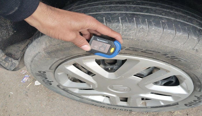 2016 Maruti Vitara Brezza VDI (O), Diesel, Manual, 1,15,705 km, tyre