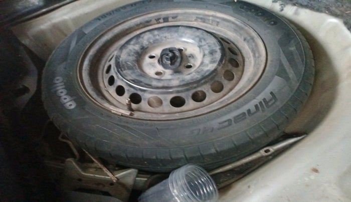 2016 Maruti Baleno DELTA DIESEL 1.3, Diesel, Manual, 1,07,907 km, tyre