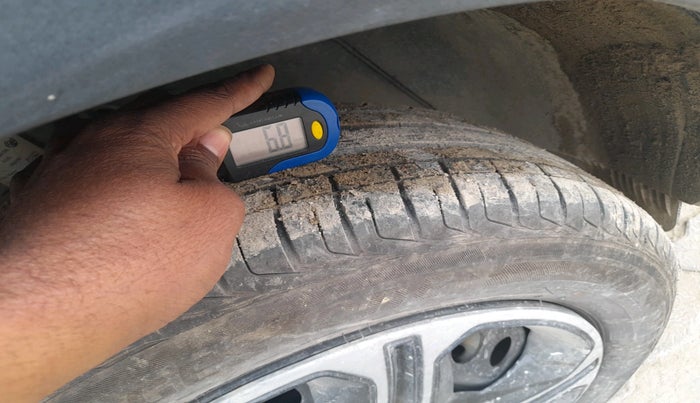 2025 Tata NEXON SMART 1.2 PETROL, Petrol, Manual, 6,998 km, tyre