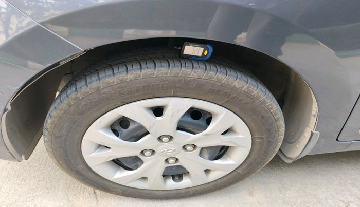 2013 Hyundai Grand i10 SPORTZ 1.2 KAPPA VTVT, Petrol, Manual, 39,908 km, tyre