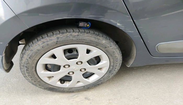 2013 Hyundai Grand i10 SPORTZ 1.2 KAPPA VTVT, Petrol, Manual, 39,908 km, tyre