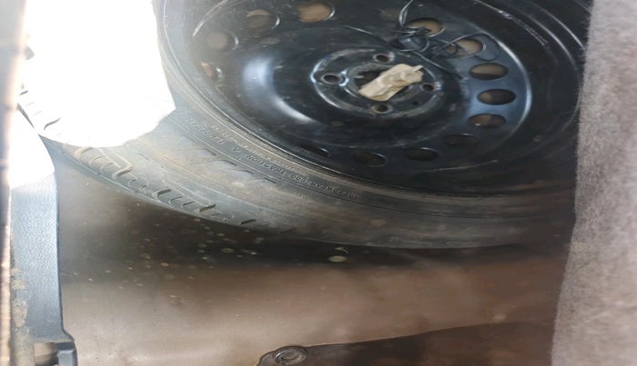 2015 Hyundai i20 Active 1.4 SX, Diesel, Manual, 1,53,916 km, tyre