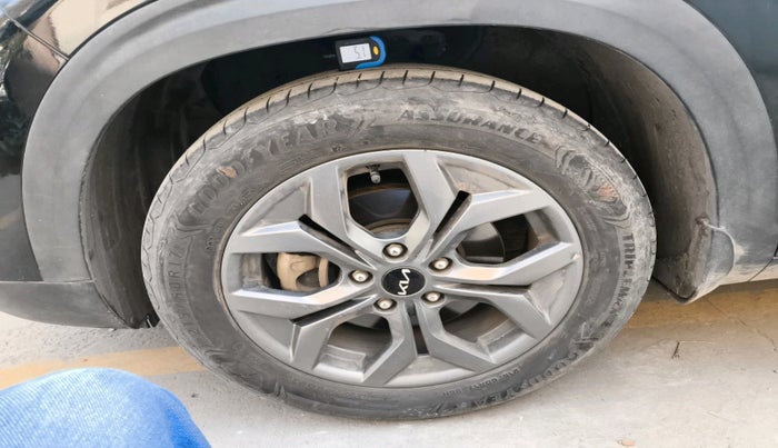 2024 KIA SELTOS HTX 1.5 Diesel MT, Diesel, Manual, 29,471 km, tyre