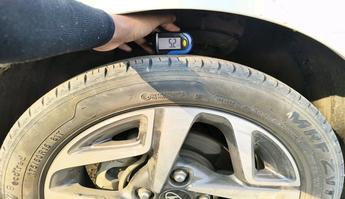 2023 Hyundai AURA SX 1.2 CNG, Petrol, Manual, 19,624 km, tyre