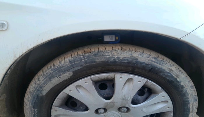 2013 Honda Brio S MT, Petrol, Manual, 92,620 km, tyre