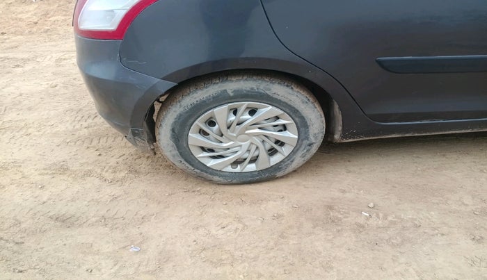 2017 Maruti Swift LXI (O), Petrol, Manual, 71,103 km, tyre