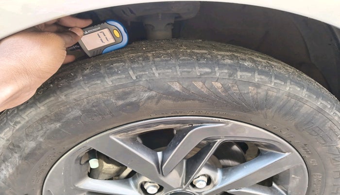 2021 Hyundai GRAND I10 NIOS SPORTZ AMT 1.2 KAPPA VTVT, Petrol, Automatic, 41,341 km, tyre