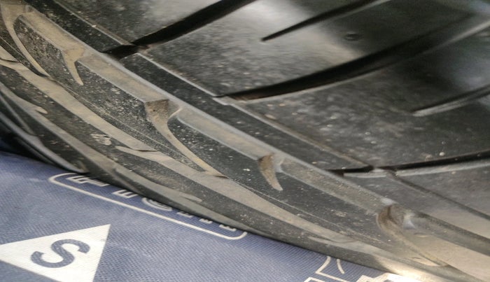 2018 Hyundai Creta SX (O) 1.6 DIESEL, Diesel, Manual, 1,58,000 km, tyre