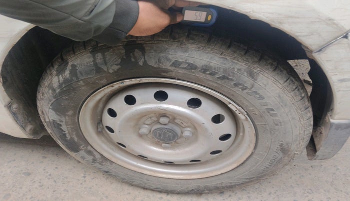 2011 Maruti Swift LXI, Petrol, Manual, 48,218 km, tyre