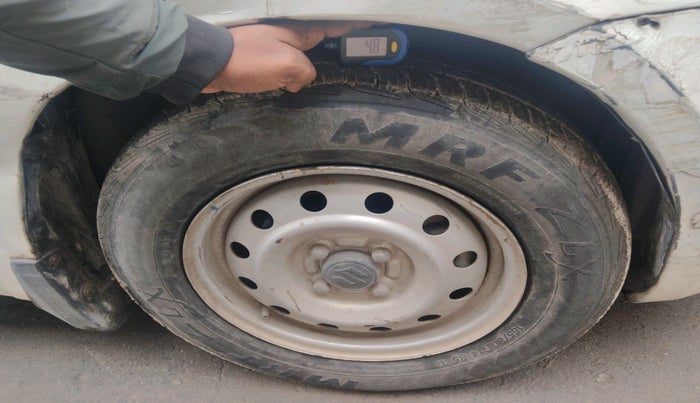 2011 Maruti Swift LXI, Petrol, Manual, 48,218 km, tyre