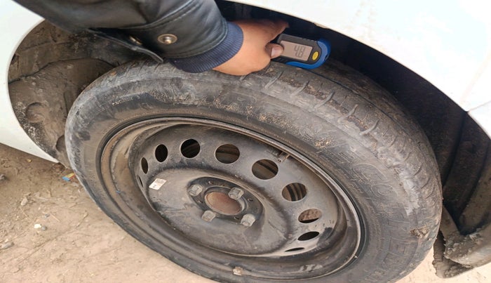 2023 Tata ALTROZ XM PLUS CNG, Petrol, Manual, 61,328 km, tyre