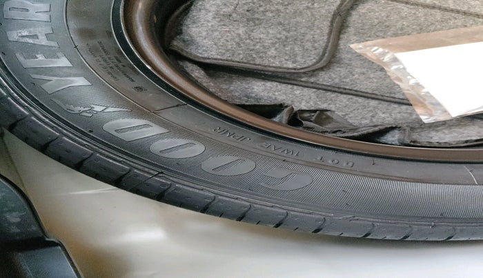 2022 KIA SONET HTX 1.0 IMT, Petrol, Manual, 43,337 km, tyre