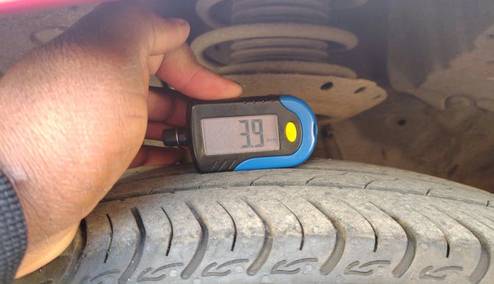 2023 Honda Amaze 1.2L I-VTEC VX CVT, Petrol, Automatic, 23,358 km, tyre