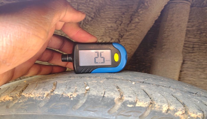 2023 Honda Amaze 1.2L I-VTEC VX CVT, Petrol, Automatic, 23,358 km, tyre